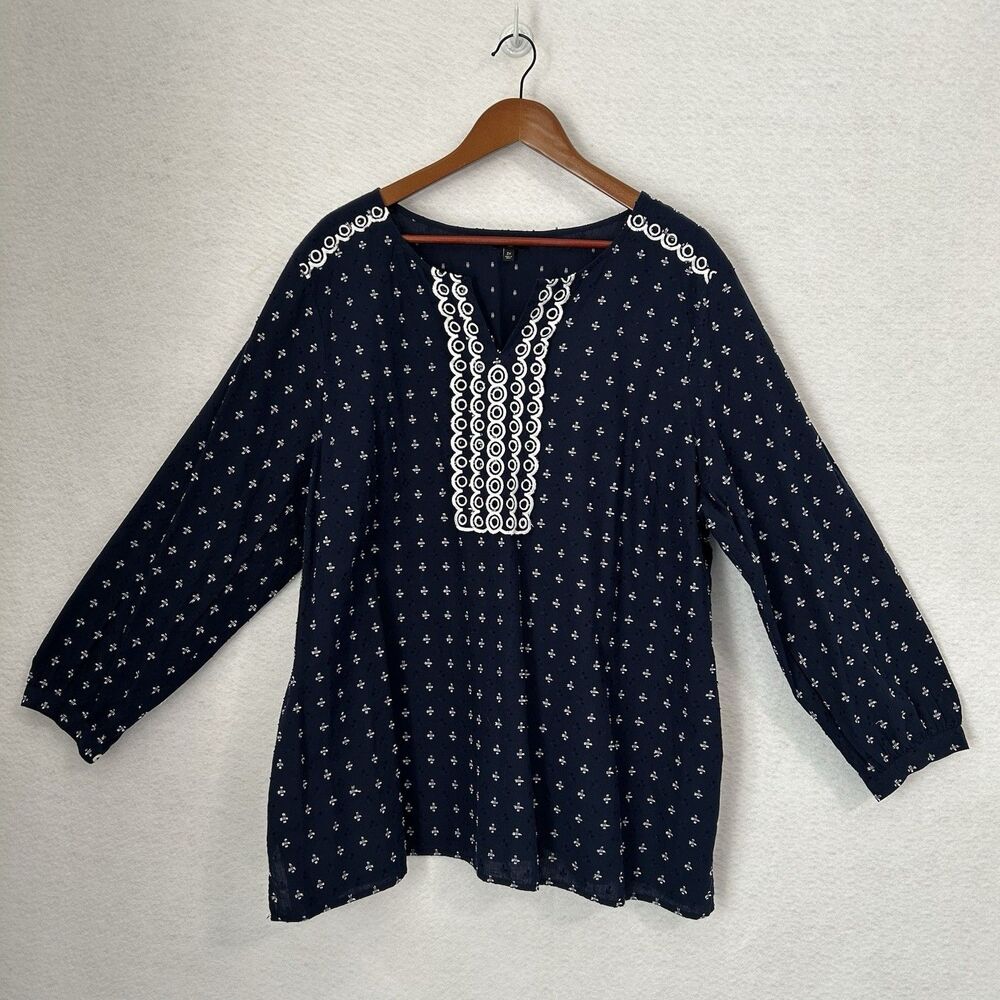 Talbots Plus Top Women 3X Navy White Embroidery Swiss Dot Pullover Cottage Comfy - Picture 14 of 15